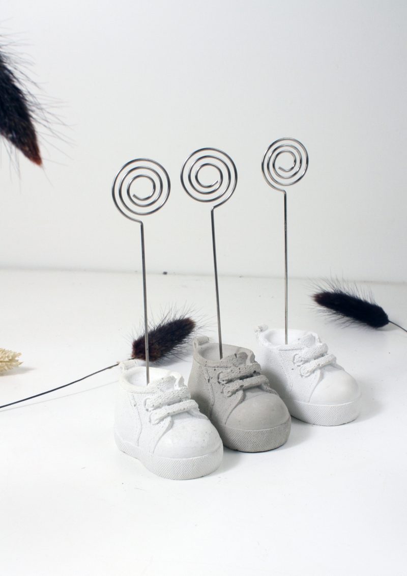 kleiner Turnschuh aus Beton – Bild 13