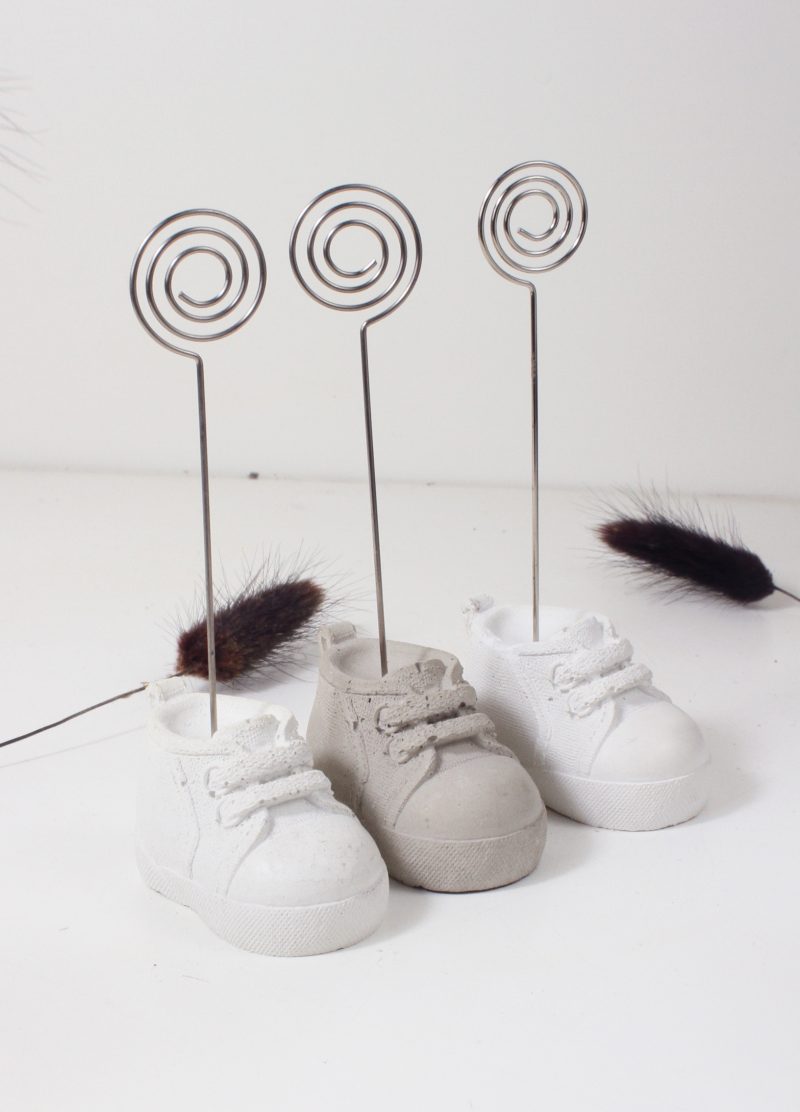 kleiner Turnschuh aus Beton – Bild 8