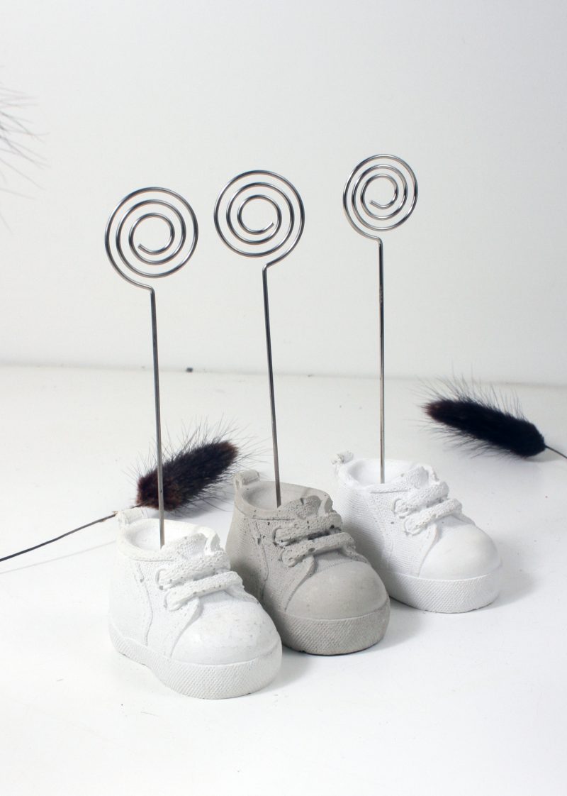 kleiner Turnschuh aus Beton – Bild 5